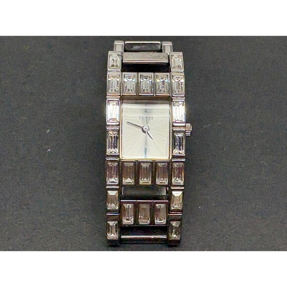 Guess G11648L Women Silver Tone Watch With Crystals Water Resistant main image 6